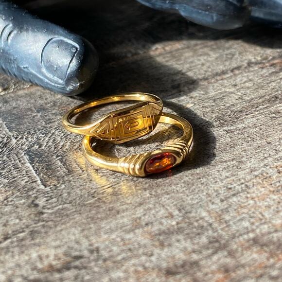 NEW Gold & Amber Ring Set - Picture 3 of 13